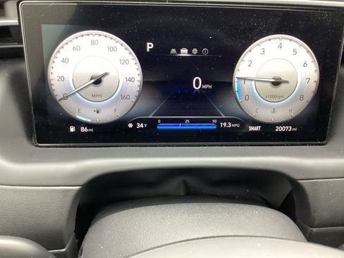 Used 2022 Hyundai Santa Cruz SEL Premium w/ Winter Package image 11