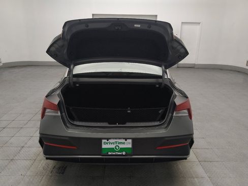 Used 2025 Hyundai Elantra Sport FWD image 29