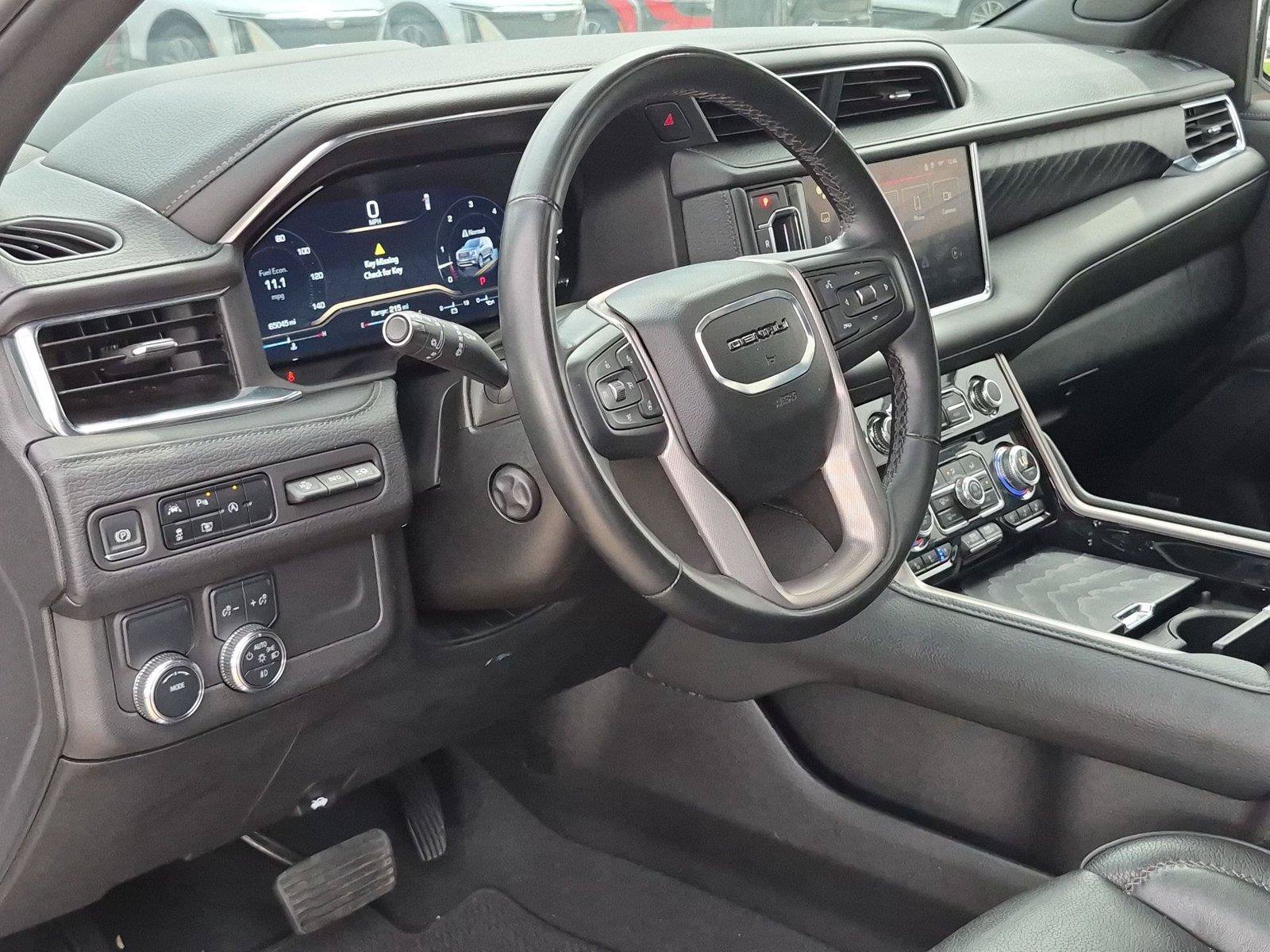 Used 2024 GMC Yukon Denali RWD image 9