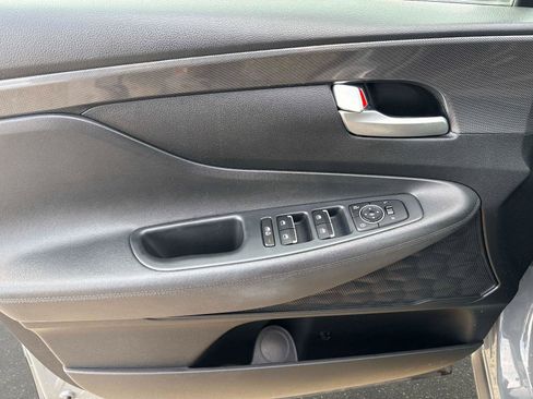 Certified 2023 Hyundai Santa Fe SEL image 18