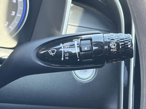 Used 2023 Hyundai Santa Cruz SEL FWD image 19