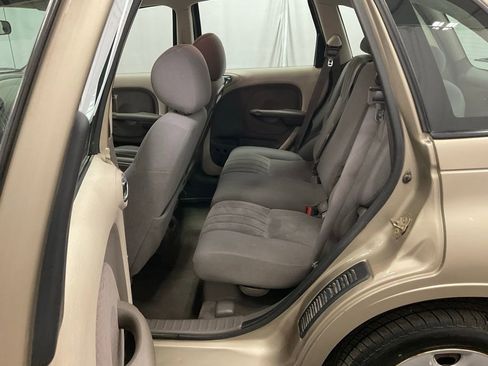 Used 2003 Chrysler PT Cruiser image 19