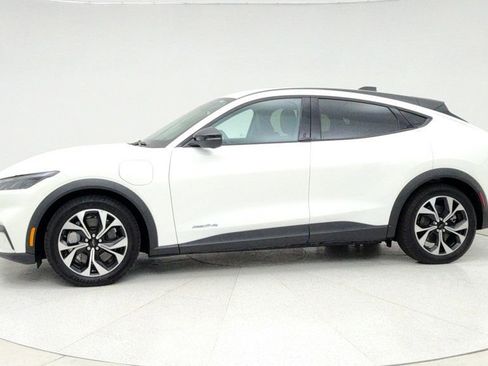 Used 2025 Ford Mustang Mach-E Select image 8