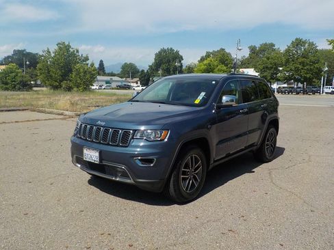 Used 2021 Jeep Grand Cherokee Limited w/ Trailer Tow Group IV AWD/4WD image 1