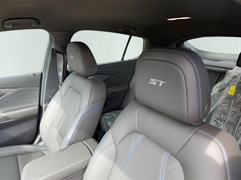 New 2026 Buick Envista Sport Touring w/ Convenience I Package image 10