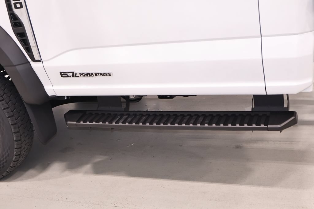 New 2026 Ford F550 4x4 Regular Cab Super Duty image 24