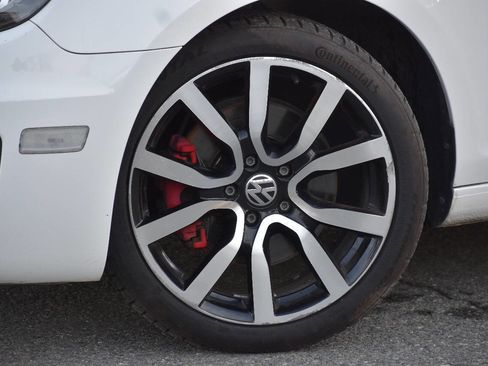 Used 2013 Volkswagen GTI Autobahn image 36