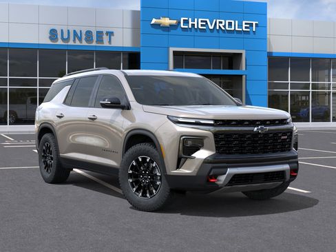New 2026 Chevrolet Traverse Z71 w/ Enhanced Driving Package AWD/4WD image 7