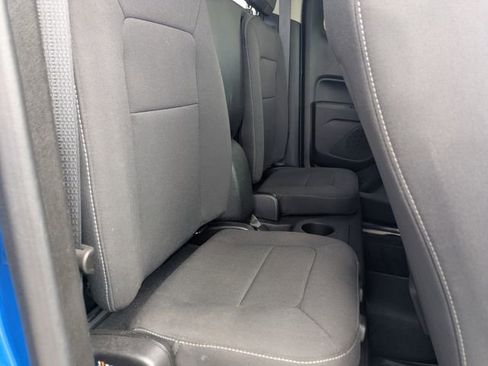 Used 2021 Chevrolet Colorado LT w/ LT Convenience Package RWD image 13