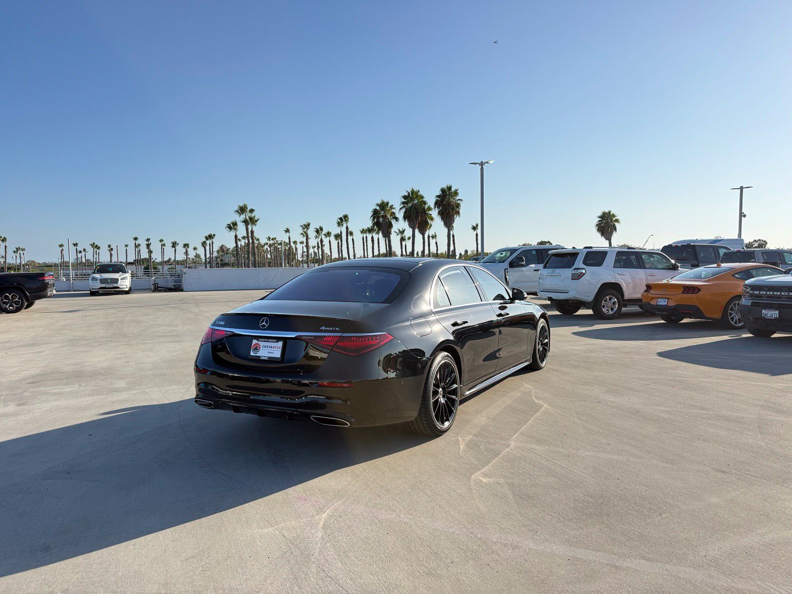 Used 2022 Mercedes-Benz S 580 4MATIC Sedan image 3