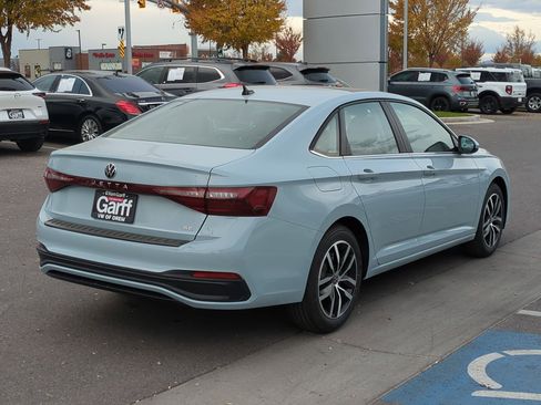 New 2026 Volkswagen Jetta SE image 3