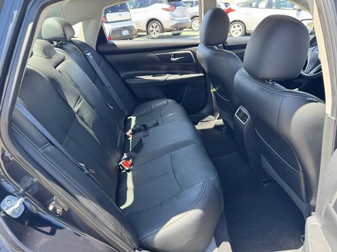 Used 2016 Nissan Altima 2.5 SL FWD image 15