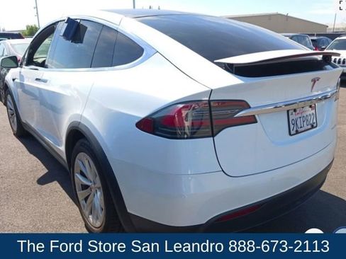 Used 2020 Tesla Model X Long Range image 3