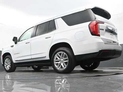 Used 2023 GMC Yukon SLT w/ SLT Premium Package AWD/4WD image 27