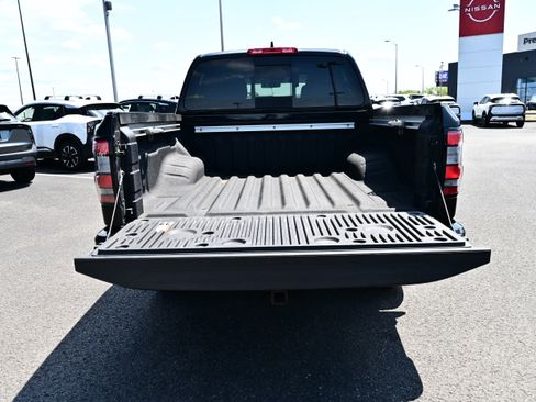 Certified 2023 Nissan Frontier PRO-4X w/ Pro Convenience Package AWD/4WD image 10