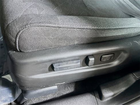 Used 2022 Honda Pilot Sport image 18