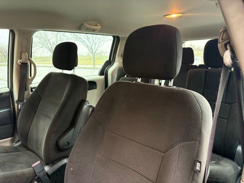 Used 2012 Dodge Grand Caravan American Value Package image 20