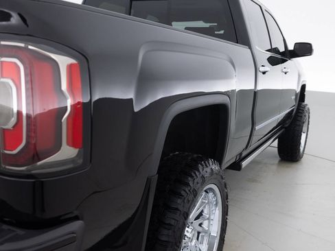 Used 2017 GMC Sierra 1500 Denali w/ Denali Ultimate Package AWD/4WD image 14