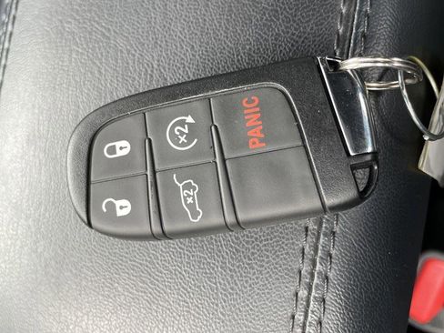 Used 2024 Jeep Compass Limited w/ Elite Group AWD/4WD image 26