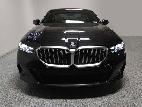 New 2026 BMW 530i w/ M Sport Package image 2
