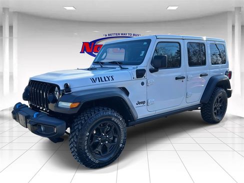 Used 2023 Jeep Wrangler Unlimited w/ Cold Weather Group image 7