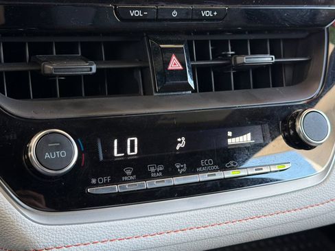 Used 2025 Toyota Corolla FX w/ Convenience Package FWD image 22