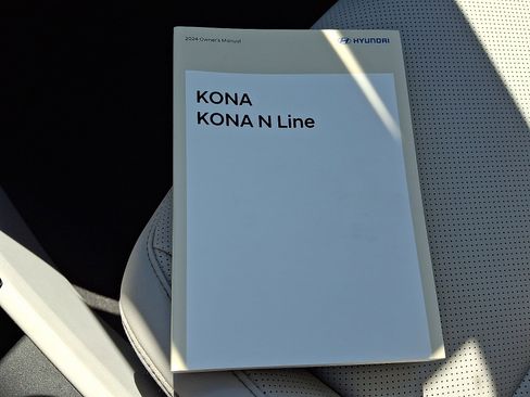 Certified 2024 Hyundai Kona Limited AWD/4WD image 26