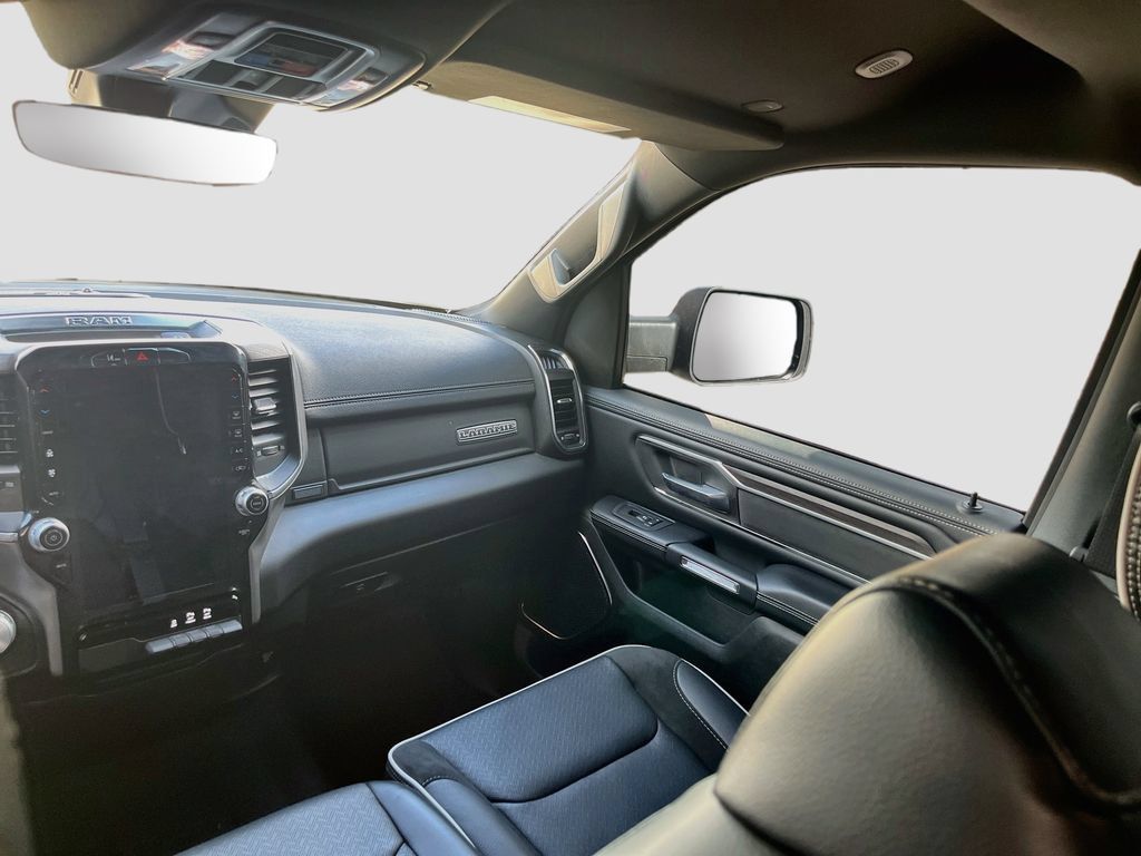 Used 2025 RAM 1500 Laramie AWD/4WD image 23