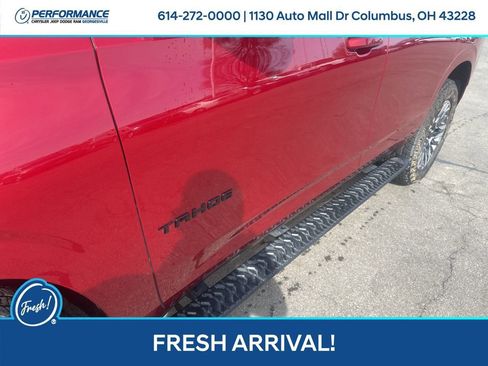 Used 2025 Chevrolet Tahoe Z71 w/ Comfort Package image 12