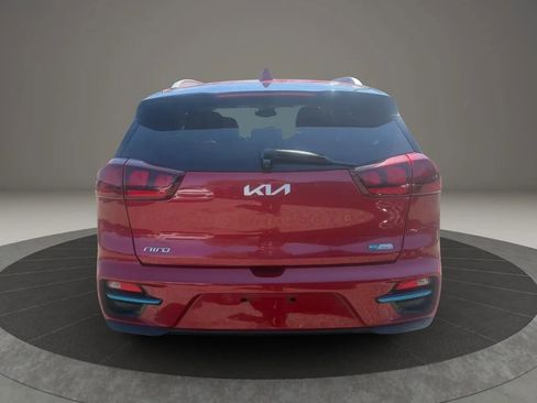 Used 2022 Kia Niro EX w/ Cold Weather Package FWD image 6