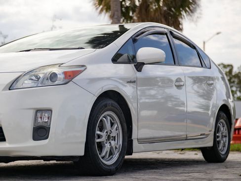 Used 2011 Toyota Prius Two FWD image 8