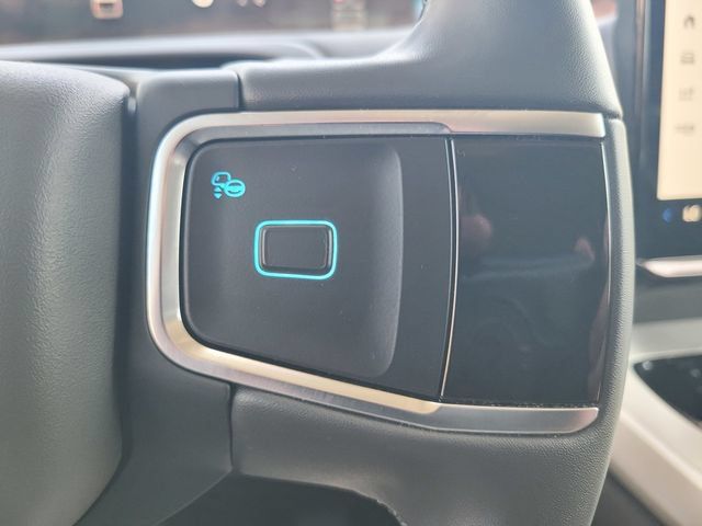 Certified 2025 Ford Expedition Max Active AWD/4WD image 26