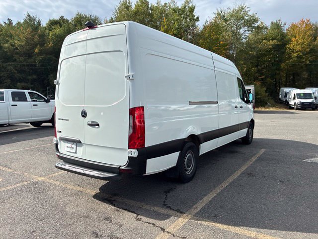 Used 2021 Mercedes-Benz Sprinter 2500 w/ Driver Convenience Package image 6