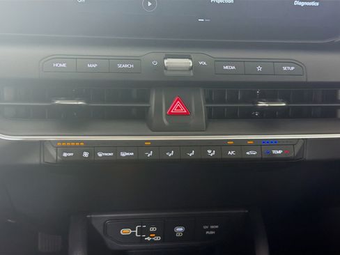 Used 2025 Kia K4 FWD image 22