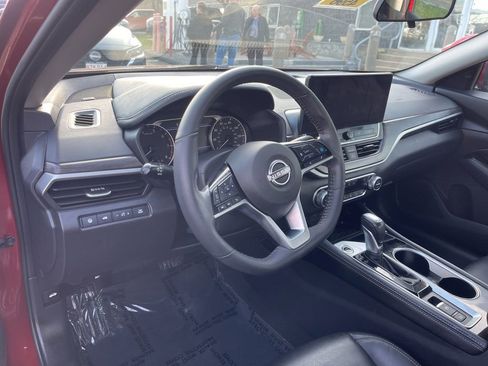 Certified 2024 Nissan Altima 2.5 SL AWD/4WD image 9