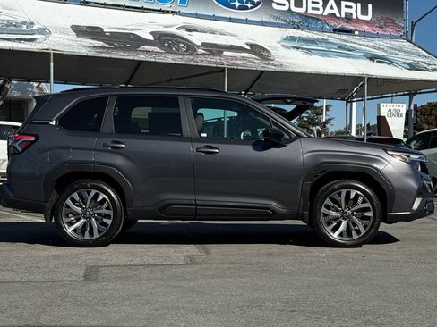 Used 2026 Subaru Forester Touring AWD/4WD image 3