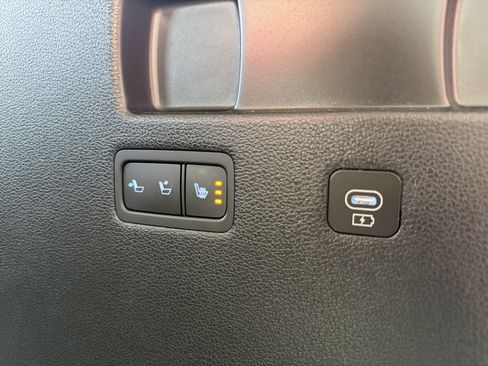 Used 2024 Hyundai Palisade Limited image 39