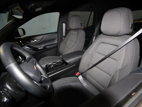 Used 2026 Chevrolet Equinox LT FWD image 4