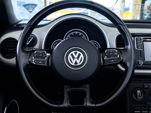 Used 2018 Volkswagen Beetle 2.0T image 34