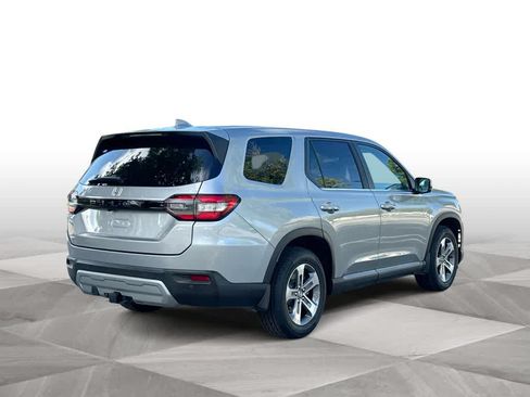 Used 2024 Honda Pilot EX-L image 8