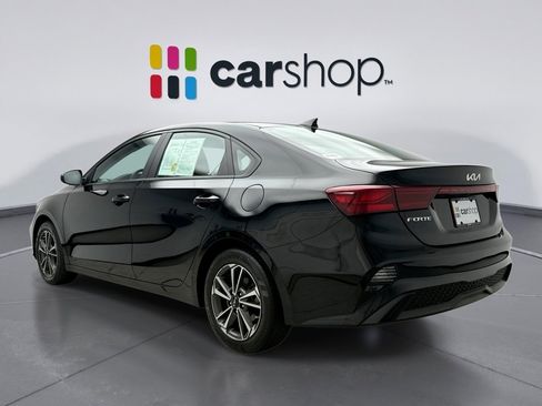 Used 2023 Kia Forte LXS image 3