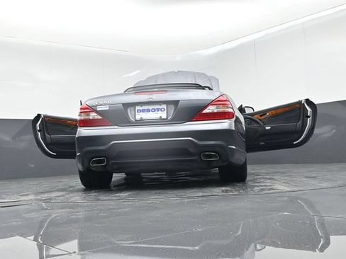 Used 2009 Mercedes-Benz SL 550 w/ Premium I Pkg image 74