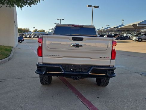 Used 2026 Chevrolet Silverado 1500 ZR2 AWD/4WD image 6