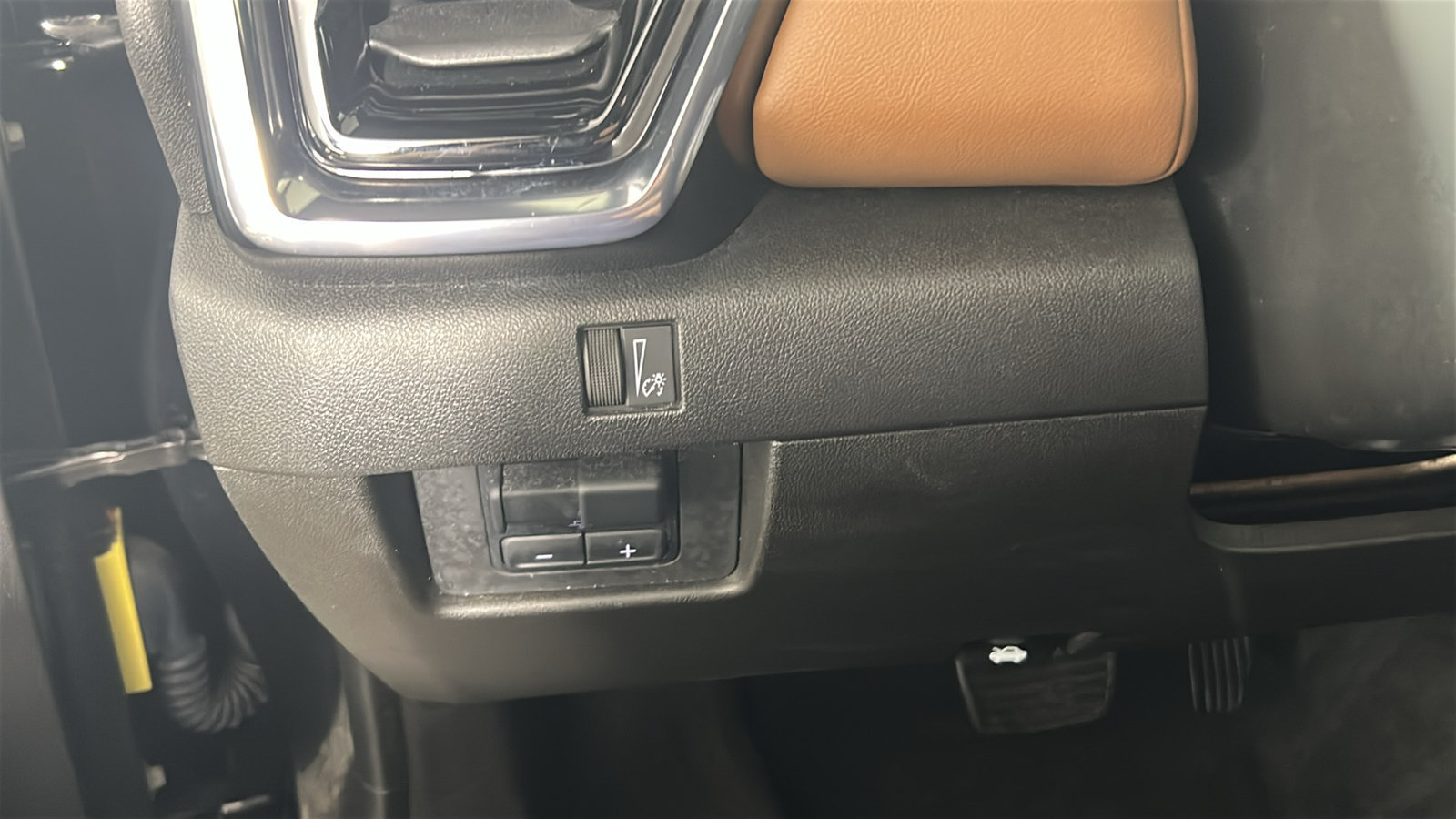 Used 2023 GMC Canyon AT4 AWD/4WD image 23