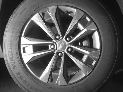 Used 2025 Chevrolet Equinox LT image 13