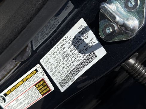 Used 2025 Acura RDX SH-AWD w/ Technology Package image 23