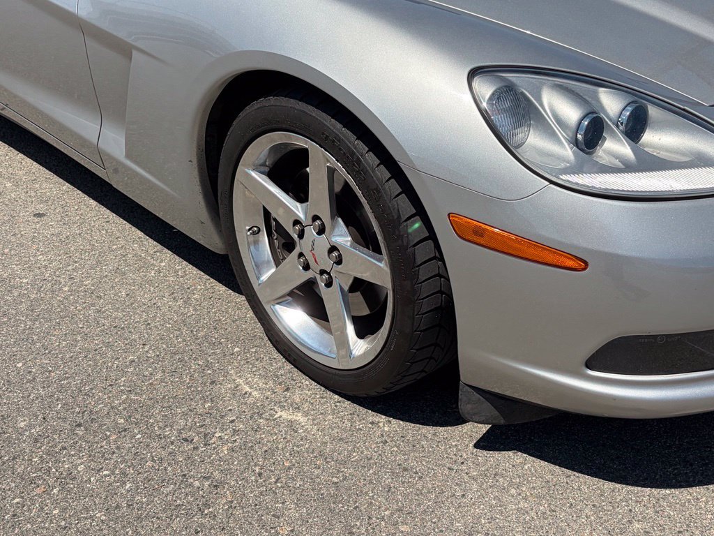 Used 2007 Chevrolet Corvette Coupe RWD image 7