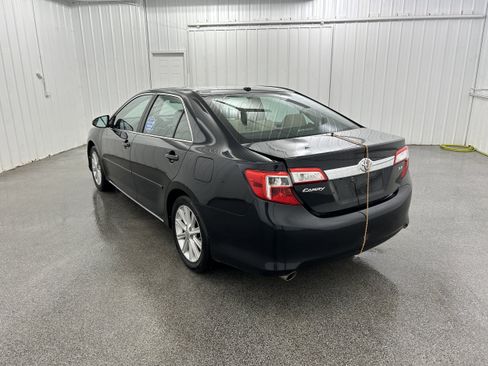 Used 2013 Toyota Camry XLE FWD image 21