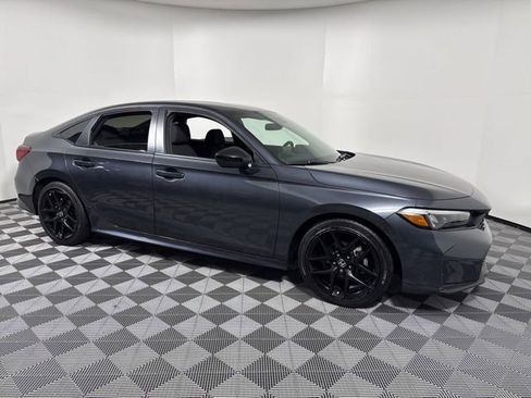 Used 2025 Honda Civic Sport image 9