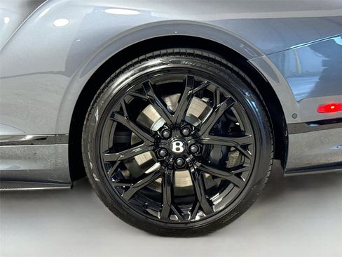 Used 2024 Bentley Continental GT Speed image 40